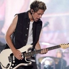 bhsdbsjb's profile picture. 