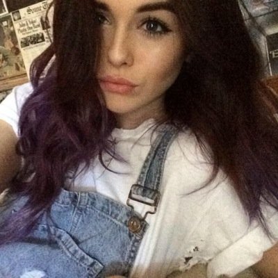 Recently returned to Rosewood, and just trying to fit in. [RP/FL/Unclaimed/Looking for my siblings ~#Aria & #Mike~/Bi] Stay weird.