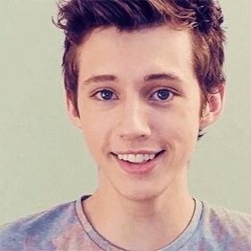 free follow from @troyesfab have a nice day i hope you get noticed by your fave
