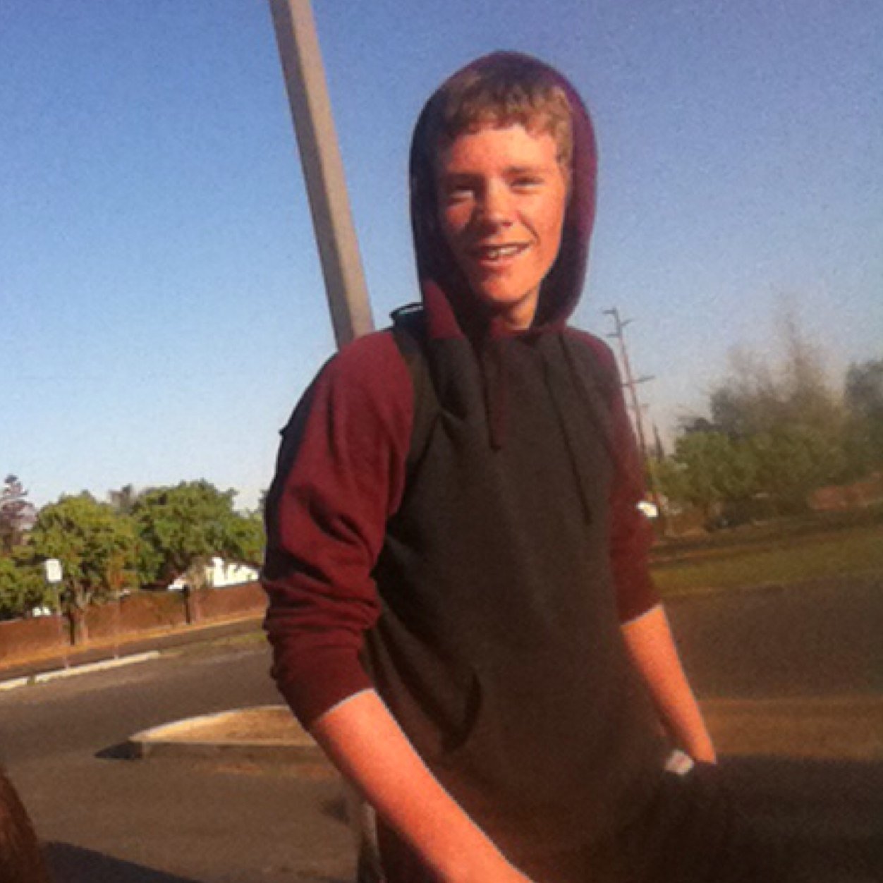 devlindaniel_37's profile picture. 