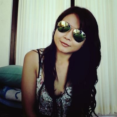 An attractive introvert.