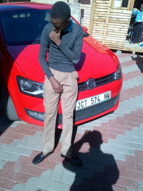 Follow me the DJ KG @kgoli99