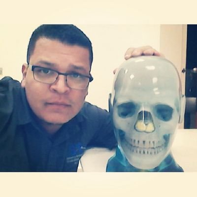 Geek, Anime Fan :D y del Japon,interes en la ciencia y toda clase de hechos cientificos, Servidor del ser mas glorioso y el creador del Universo!.