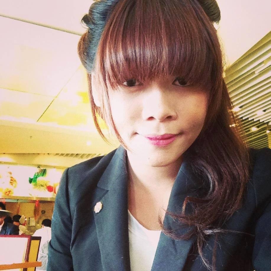 Za_Raksa's profile picture. 