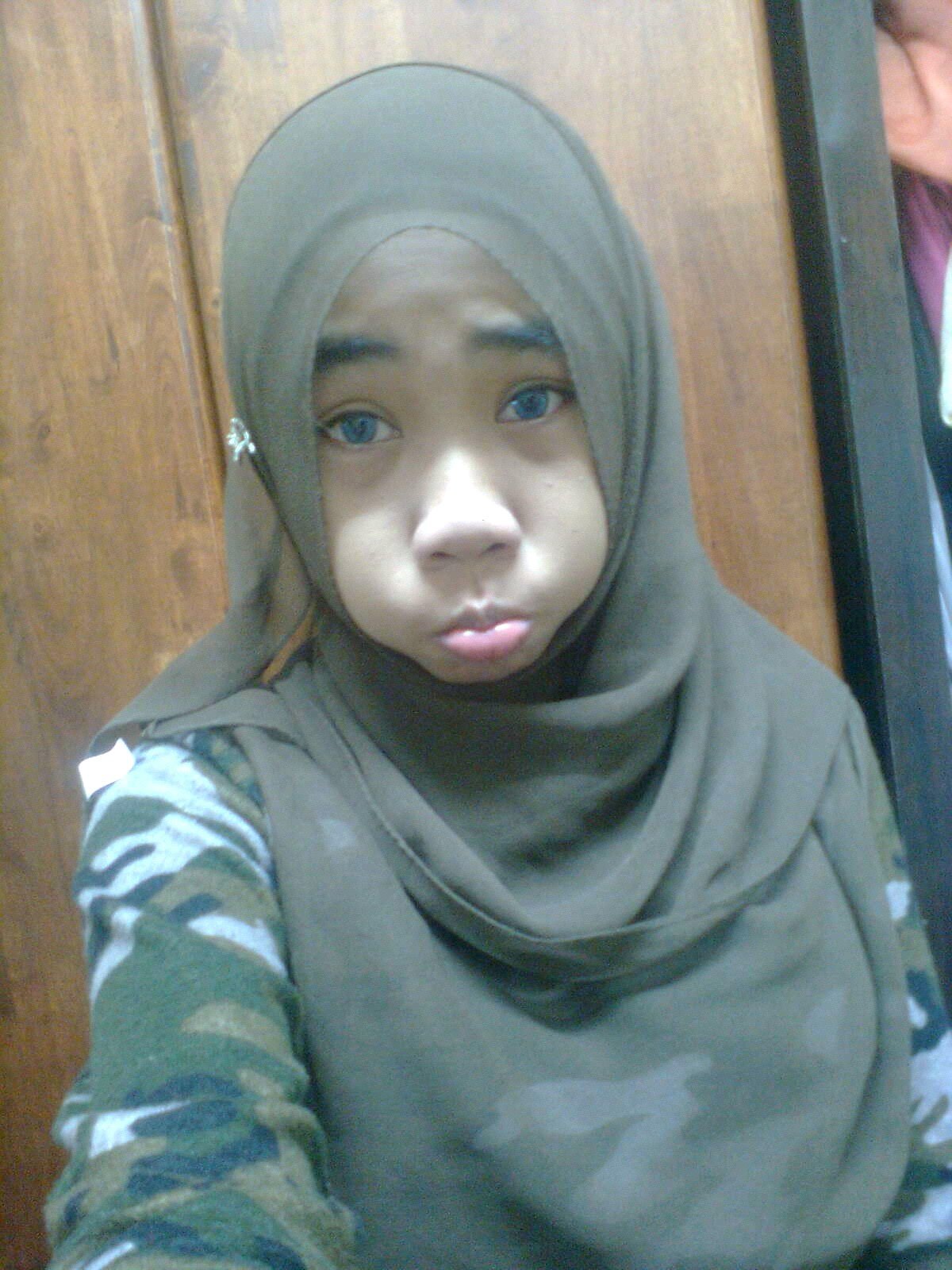 Single :*