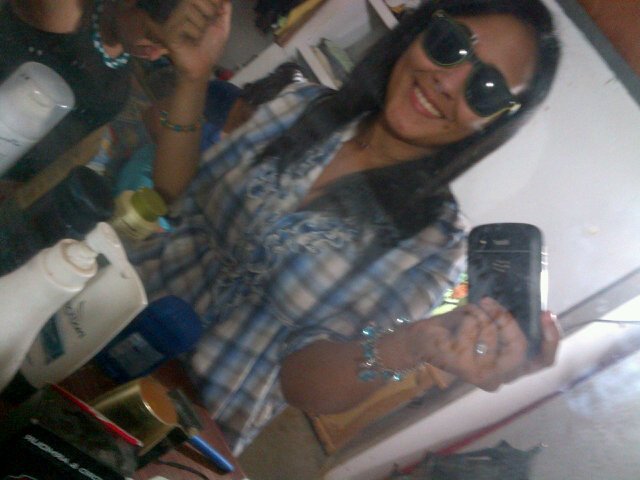 genesisuru's profile picture. 