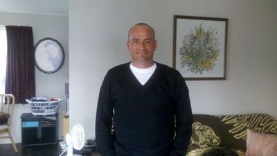 int&ext painting.servicing the wellington region. budget to suit all spruceitup1@gmail.com