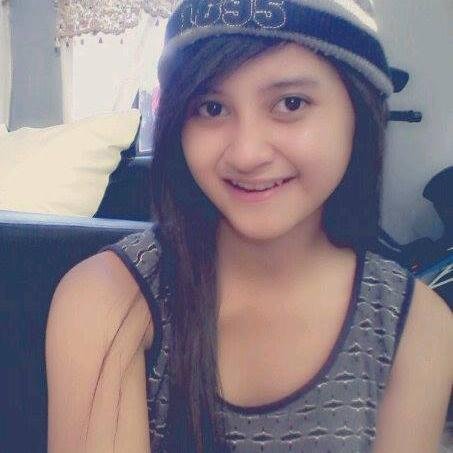 LeniFebrianty2's profile picture. 