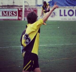 Desde 1999.//Jugador del Sporting de Herrera.//Orain eta beti, Aupa Athletic.//Ezina, egina.
