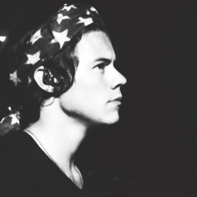 free follow! go follow my main account @beautiful_1dx thank you so much, ily!
