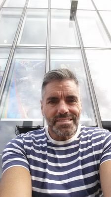 alanhende45's profile picture. 