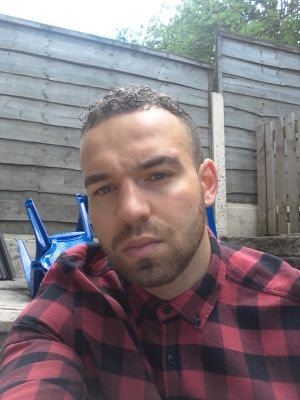 Pride myself on being a cheeky mancunian with no foreskin. Love football, films & all types of gangster music. (Producer of #ToeDoeTv)