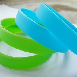 Leap promotional gifts manufacturer supports silicone wristband, keyrings, vape band & PVC tolly coin !!!!! Email:leappromotion@163.com / Contact me freely !!!
