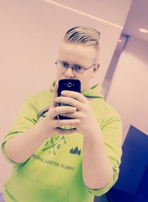 Folgt mir! !!! danke :)