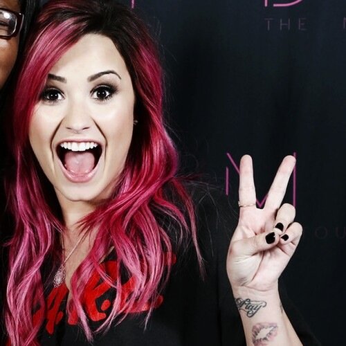 you are perfect in your own way! please follow my real account @lovatic0465 xx