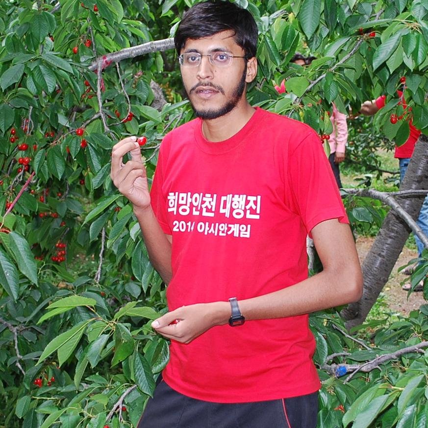 abubaker10143's profile picture. 