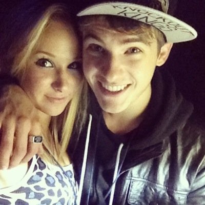 Sophomore at WVU 
@hueyMack and @TeamQuence fan
Follow back