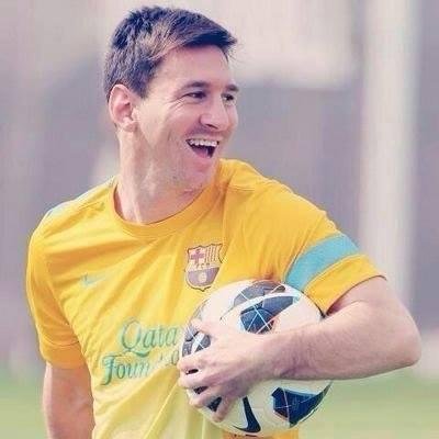 برشلونية منذ نعومـة أظآفـري .. عشقي لـ ميسي أزلي.. ❤️ F.C Barcelona