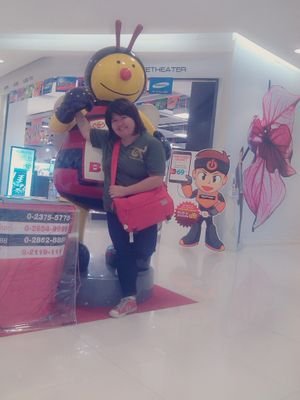 My name is: phimsiri 
study at:Bangkok Te
ach.