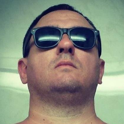 AndyT13's profile picture. A polyglot polymath traveling the world. Loves sailing, writing, language, science, martial art & making art and music. Come & follow me?