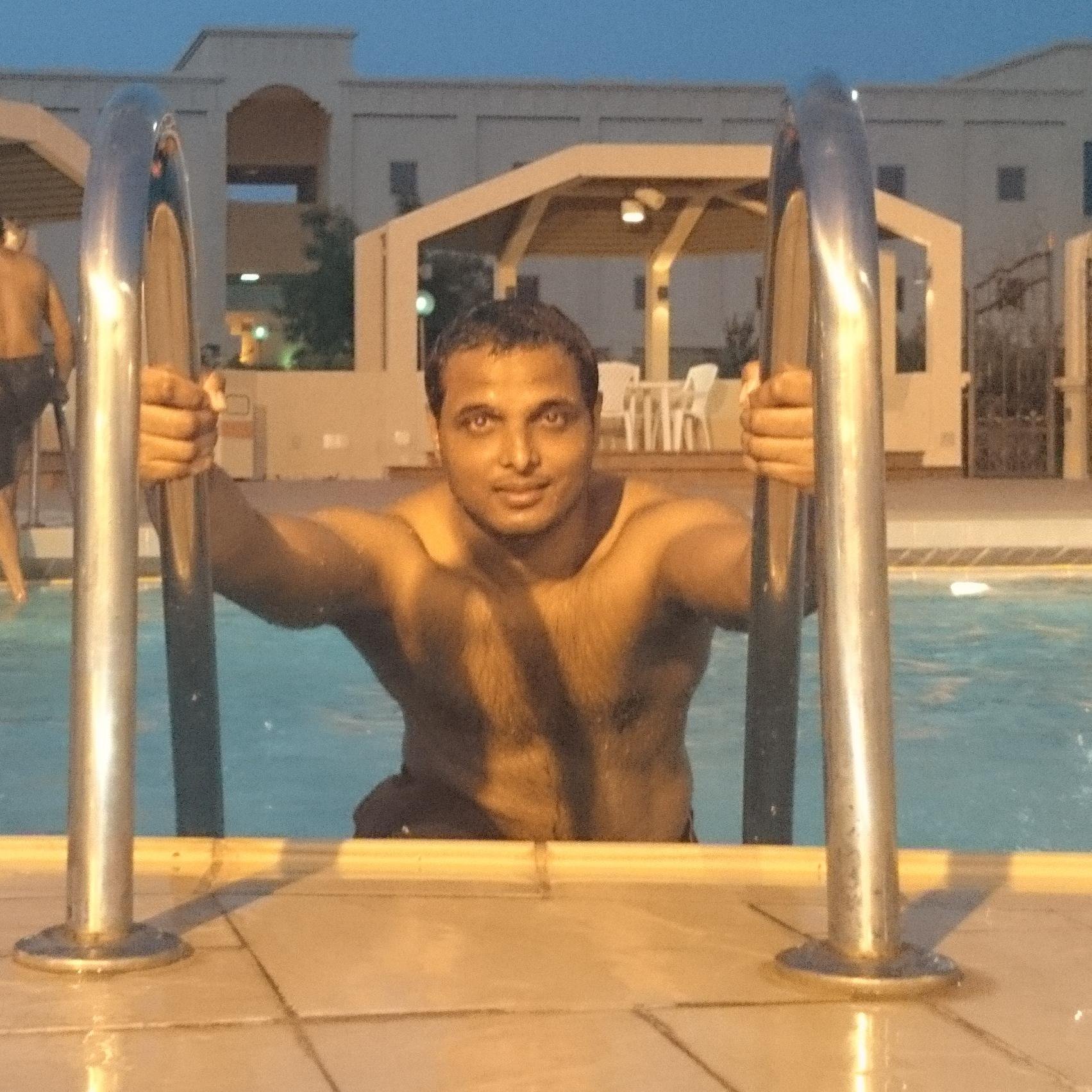 manubala77's profile picture. 