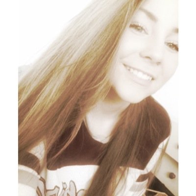 15 // British// instagram- @charleeannxx // snapchat- @charleeann98