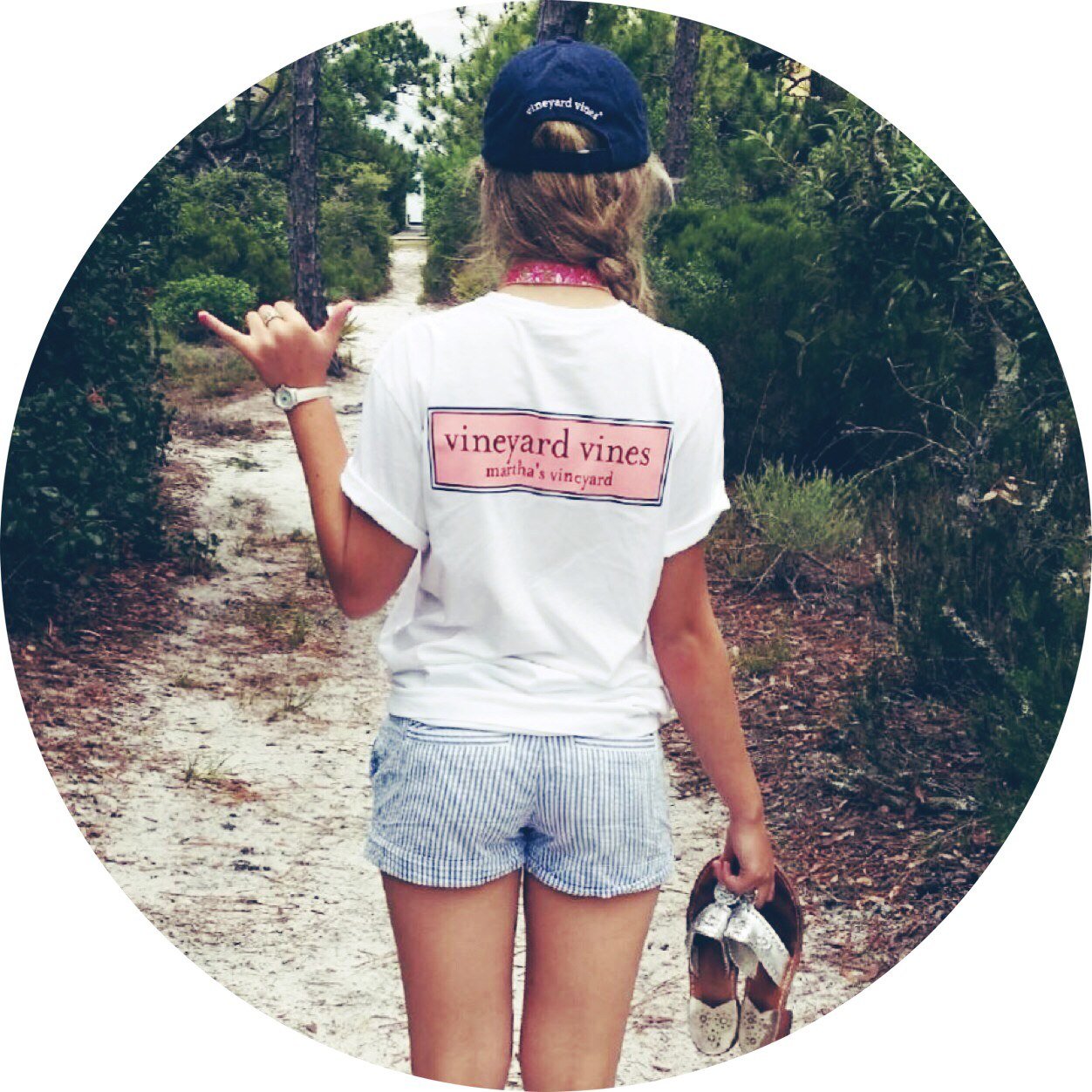 •Coastline Outfitters Rep and Professional Prep•          Feel free to Stay Awhile⛵️