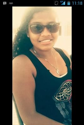 # Ni?a Hermosa
