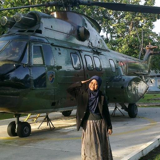 Dreamer|self-identity seeker|English Literature Student|Sunan Kalijaga University|part-time achiever|simply