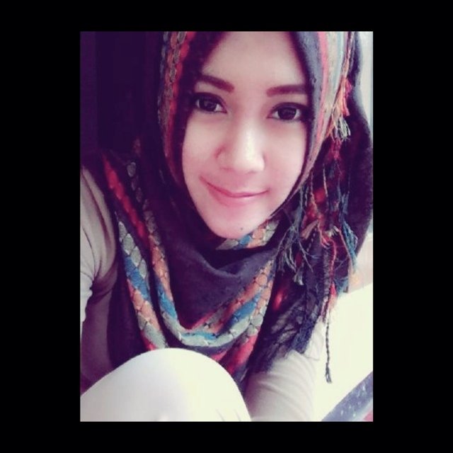 yeshajawa's profile picture. Hadapi dengan senyuman dan bismillah  :')