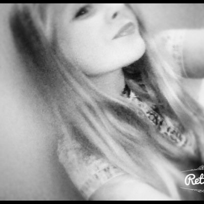 My name is Carragh I'm Irish I love bars and melody love my wee babe leondre he is just perfect haters gonna hate got there snapchat on the 26.06.14 xx