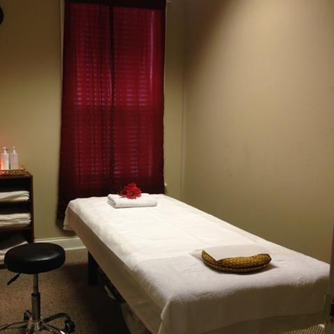 Come join us and enjoy our Chinese massage therapy at our facility. Our VIP care will help relax