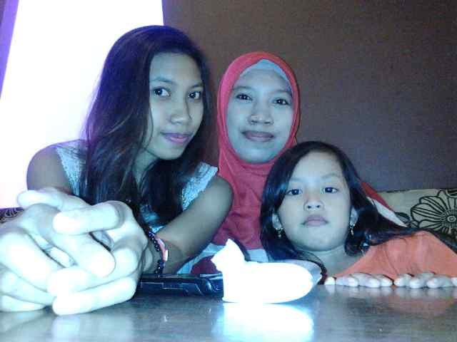 14-01-1995..♥allah ♥Keluarga and My Friends :D // ♥BagoesZakaria