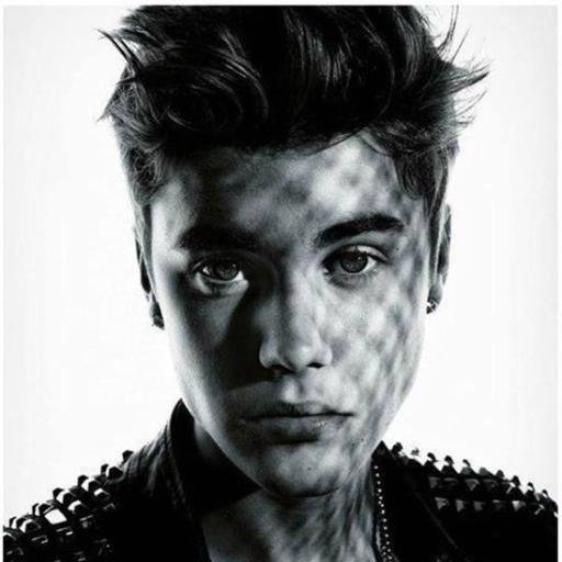 LOve justin ,selenator ,ariana is bae 5sos is life