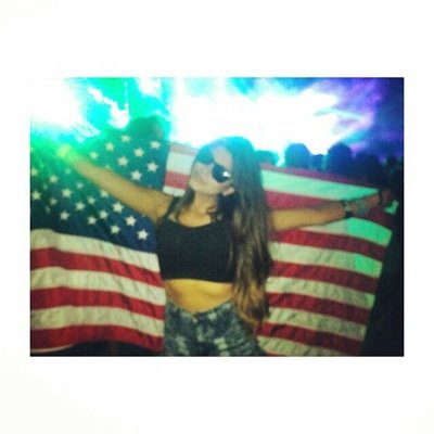 RaveRevolution_'s profile picture. embrace the bass. i love mozzarella sticks Ig-ssteffxo