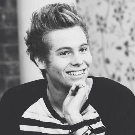 bestpicsofluke_'s profile picture. 