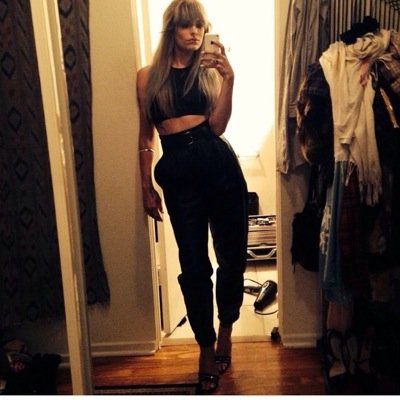 jusimmsCG's profile picture. Look for the girl with the broken smile. Ask her if she wants to stay a while