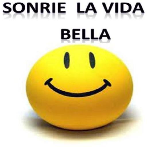 SONRIE LA VIDA ES BELLA :)