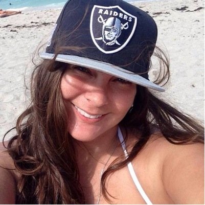 A dental hygienist & love hanging out with my fam! Very blessed! VERY GRATEFUL! #RaiderNation #AMCApe🦍