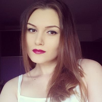 teolucie's profile picture. Psychology student. Photographer. Writing lover.