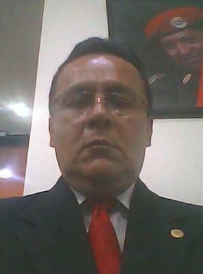 Funcionario de carrera, asesor de alto riesgo. Miembro Fundación de Integración Peruano Venezolano. Asesor de seguridad Embajada Perú sede Caracas Vzla.