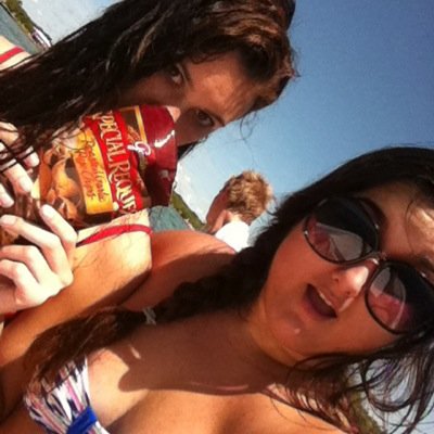 barefoot_JL's profile picture. Time is love