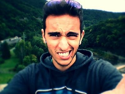 VFL Bad Wildungen player, enfermero, MC'
