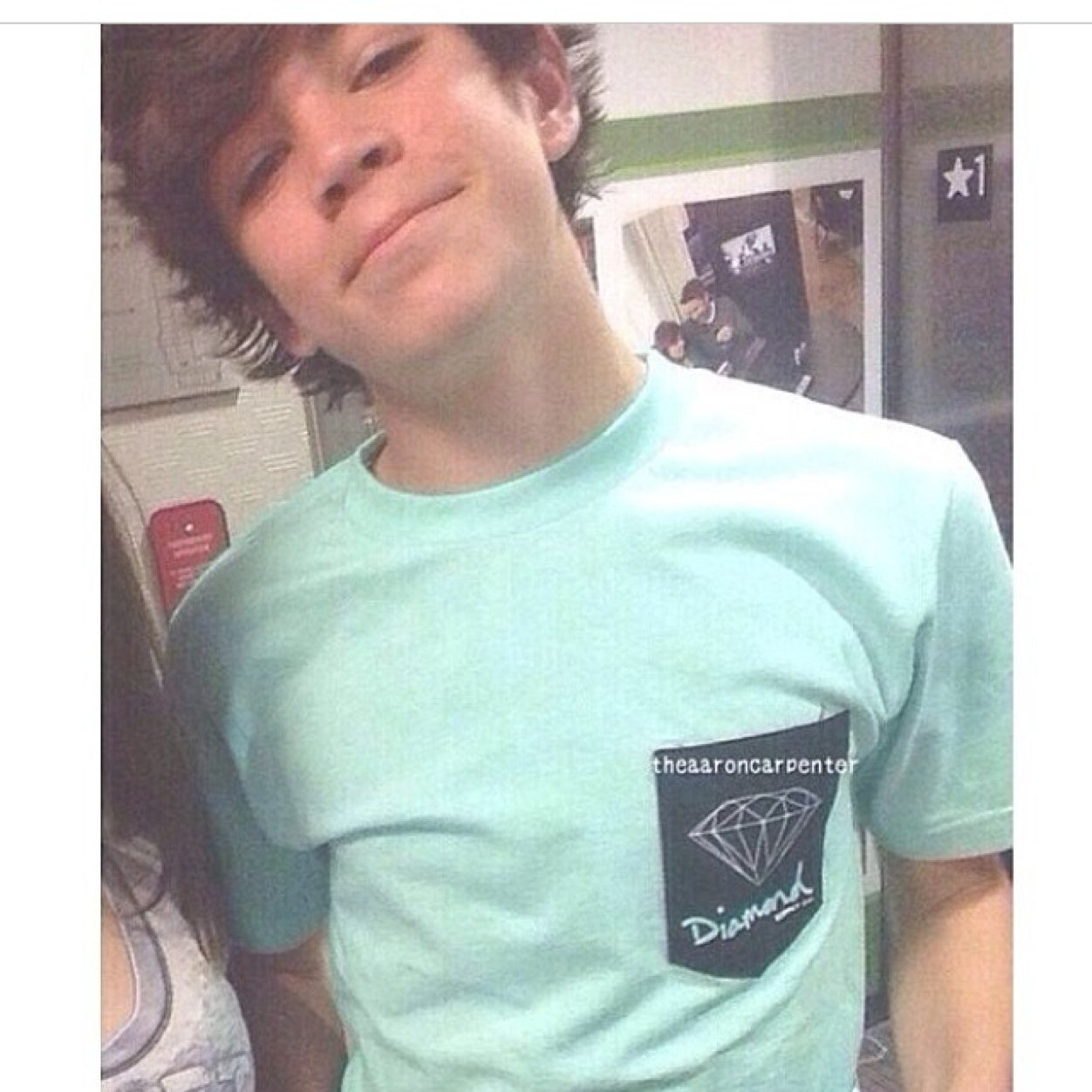 didnt mean to punch u in the face oops ☻☹☻☹☻☹☻☹