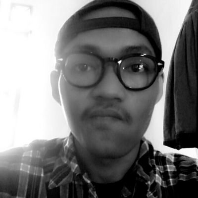 Fitriana Hanifah | Aksara Hasbillah Ishaq | Ganapatih Ali Sulaiman | Kinanthi Hannah Maryam | Juru Cetak Saring