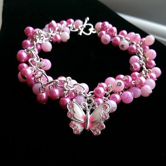 SpotsanSparkles's profile picture. spots & sparkles is a craft retail  business made up of all handmade items.