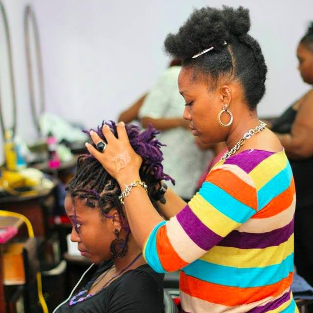 Bringing your roots to life! 
#naturalhair #locjourney #locs #teamnatural #jamaica