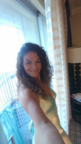 CaverMichelle's profile picture. 