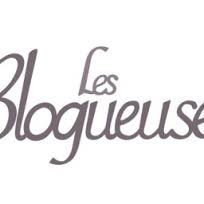Follow moi pour avoir plein de scoops, de blagues et de phrases qui veulent tous dire.