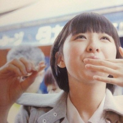 （´-`）.｡oO（ももクロ可愛すぎて困る(°_°) しおりんのキュートな顔と透明感と明るい雰囲気とか大好き！しおりんみたいになりたいです！きゃはっ）